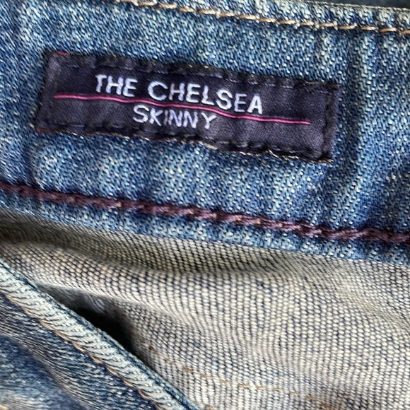 Vigoss The Chelsea Skinny Distressed Jeans - Picture 7 of 7